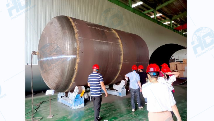 HK customers visit HC factory for cooperation_HC_Petroleum_Equipment_副本.jpg
